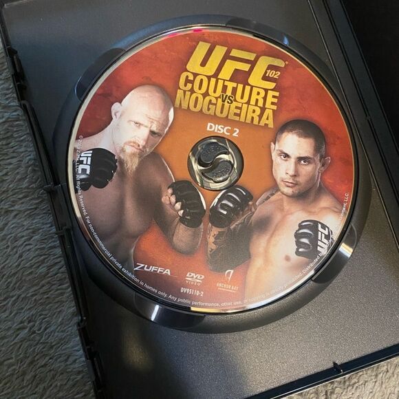 UFC championship 102 dvd - Picture 2 of 3